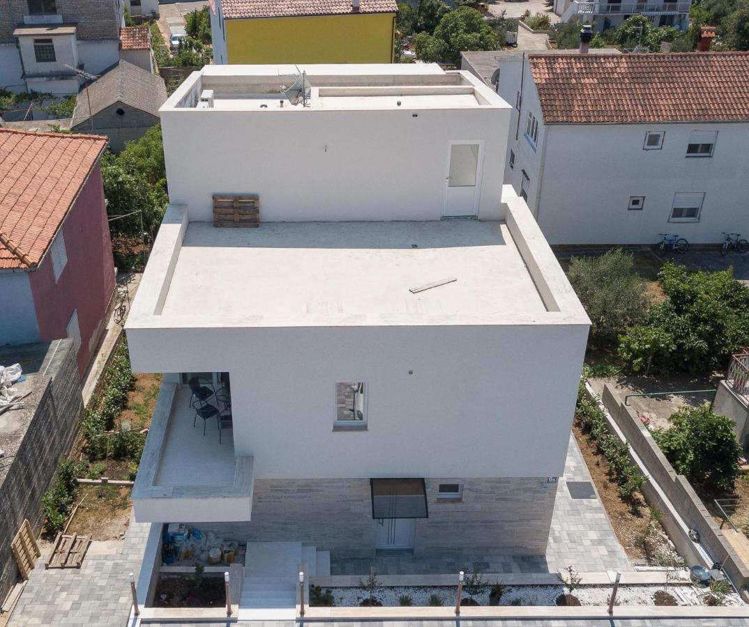 Vila Regina Apartment Rex With Swimming Pool Jezera Exteriér fotografie