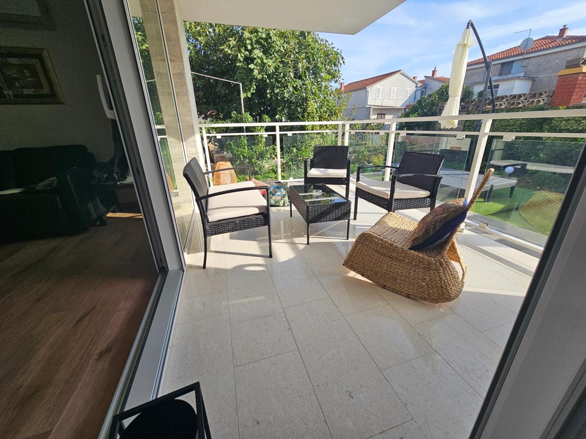 Vila Regina Apartment Rex With Swimming Pool Jezera Exteriér fotografie