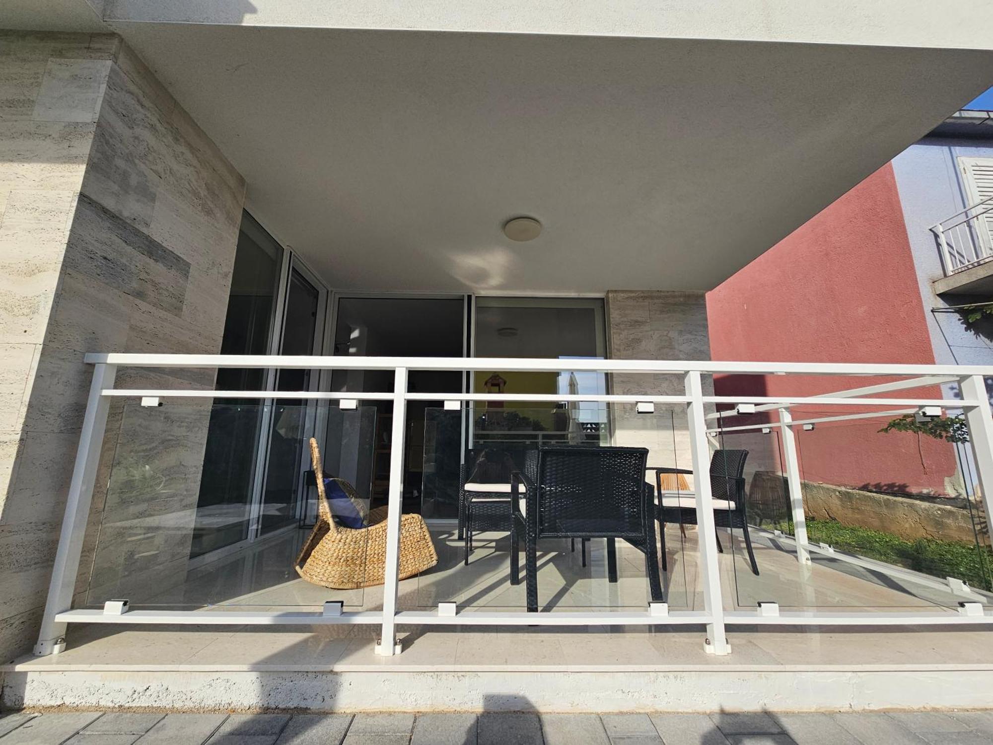 Vila Regina Apartment Rex With Swimming Pool Jezera Exteriér fotografie