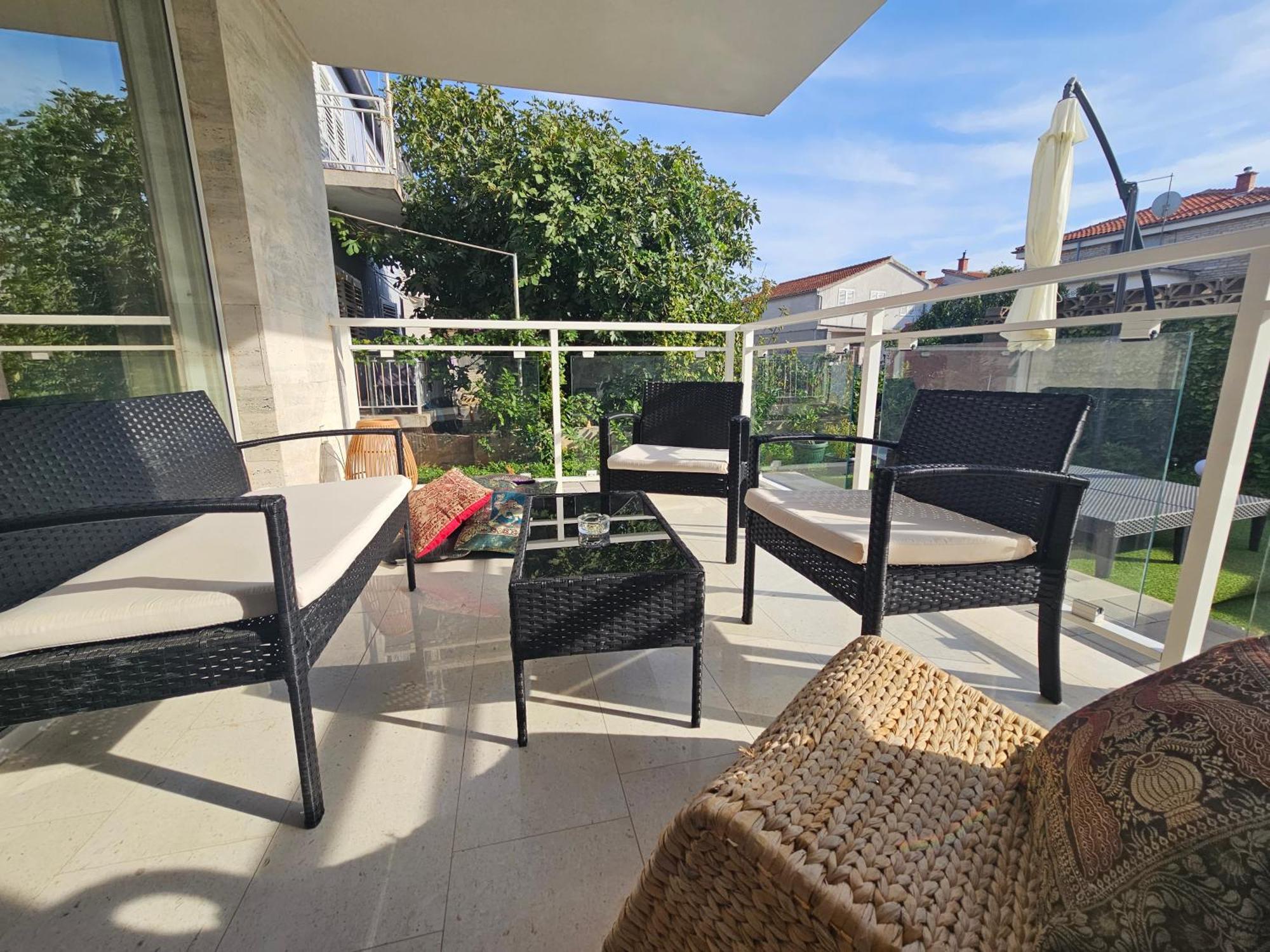 Vila Regina Apartment Rex With Swimming Pool Jezera Exteriér fotografie