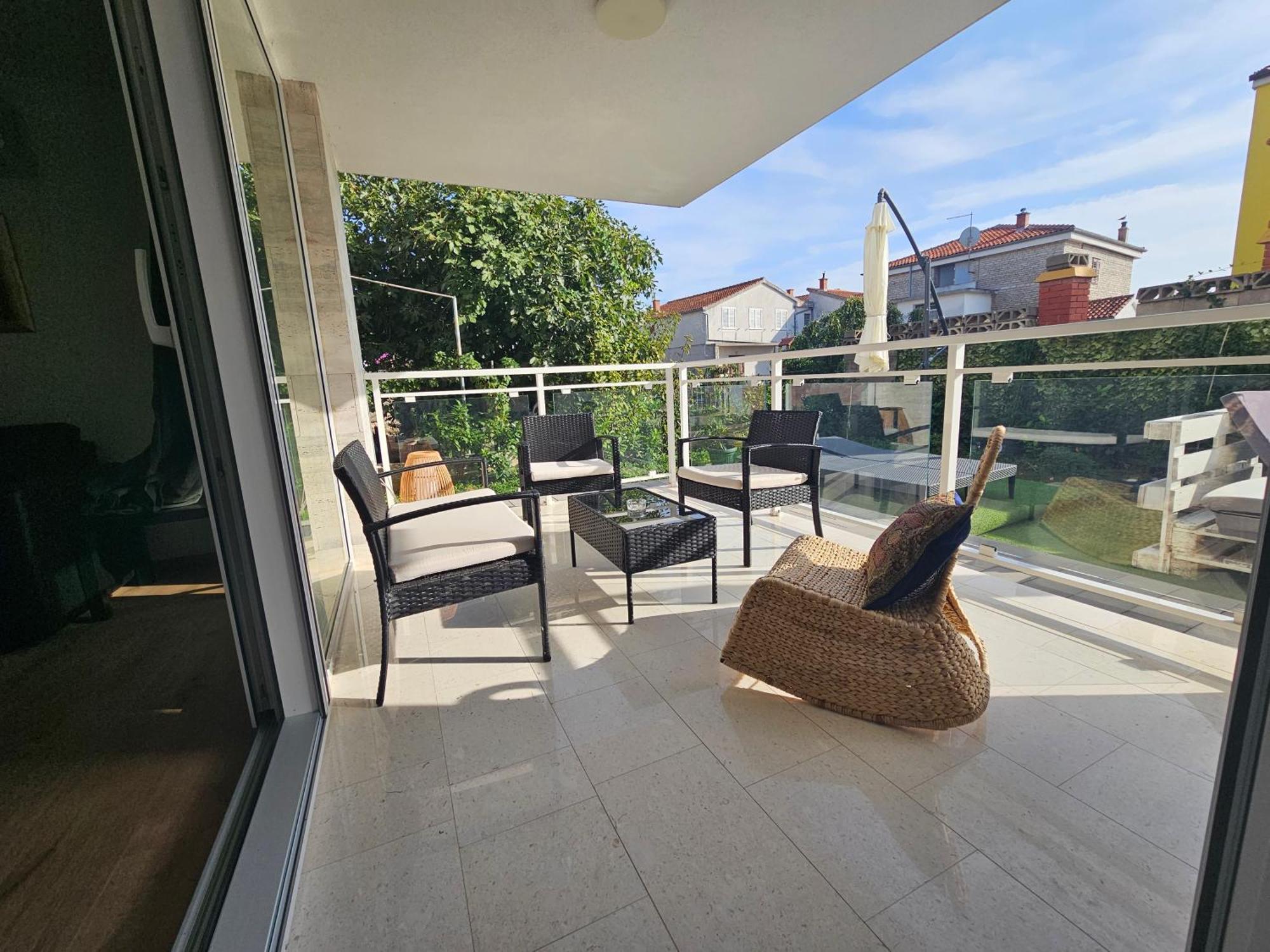 Vila Regina Apartment Rex With Swimming Pool Jezera Exteriér fotografie