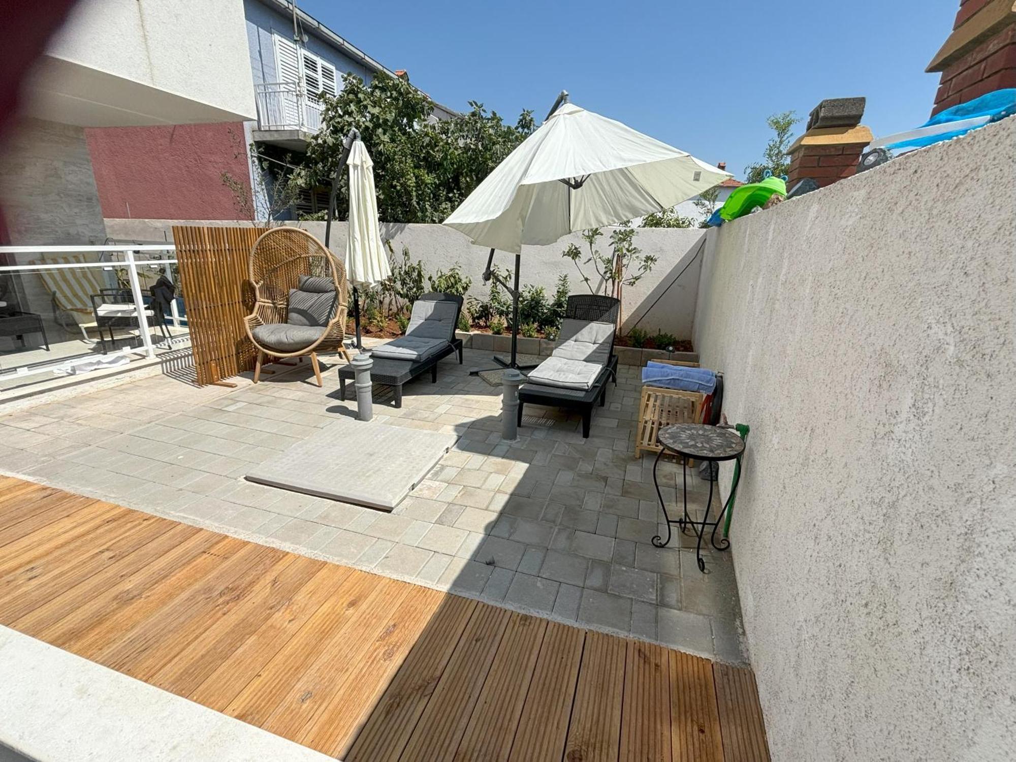 Vila Regina Apartment Rex With Swimming Pool Jezera Exteriér fotografie