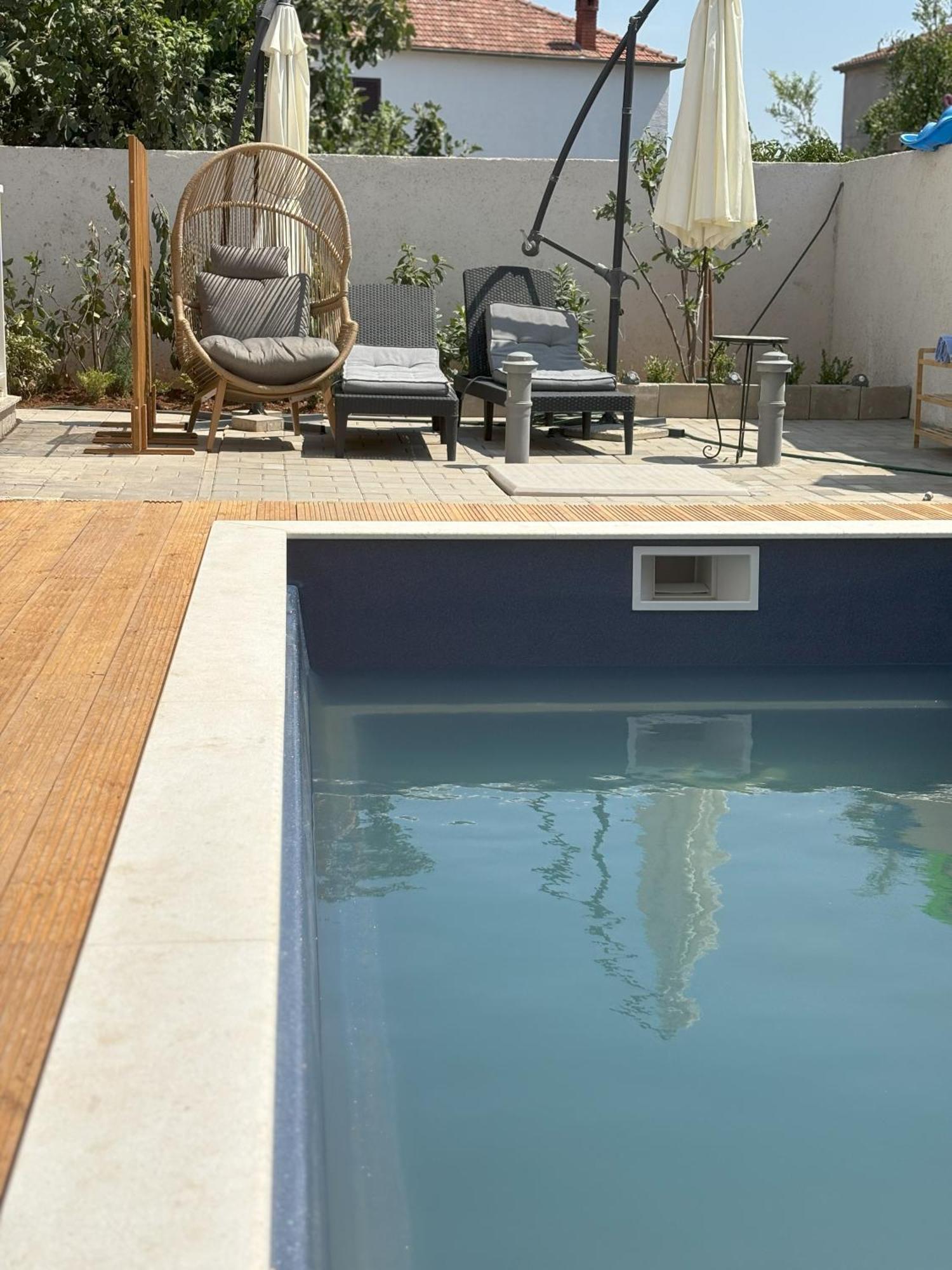 Vila Regina Apartment Rex With Swimming Pool Jezera Exteriér fotografie