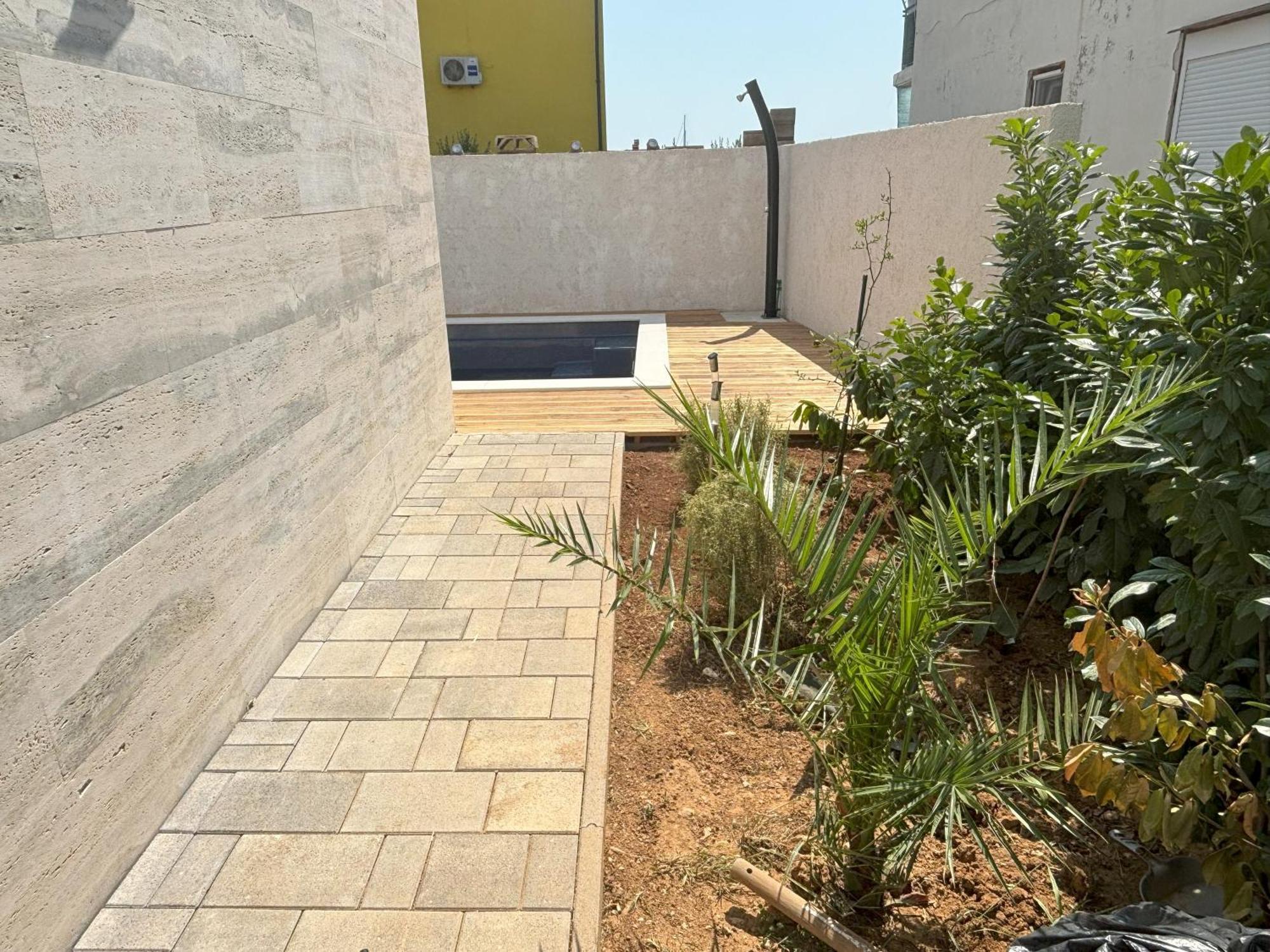 Vila Regina Apartment Rex With Swimming Pool Jezera Exteriér fotografie